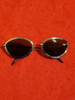 Kiefer CE GOLD Unisex Sunglasses W/Travel Bag - Mint Condition - Save $